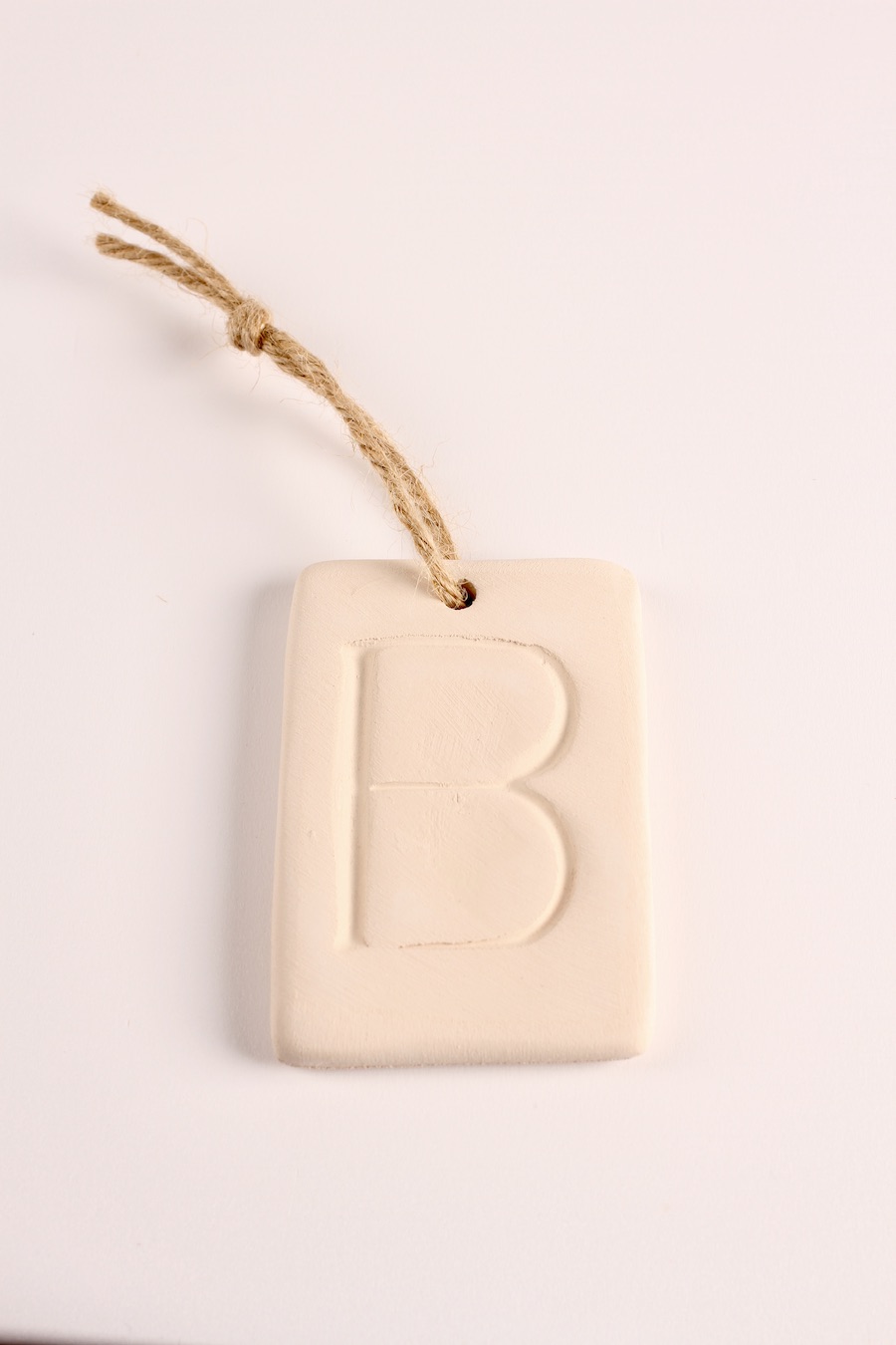 lettera in gesso profumata lorenzo dante ferro design Morris Marigo