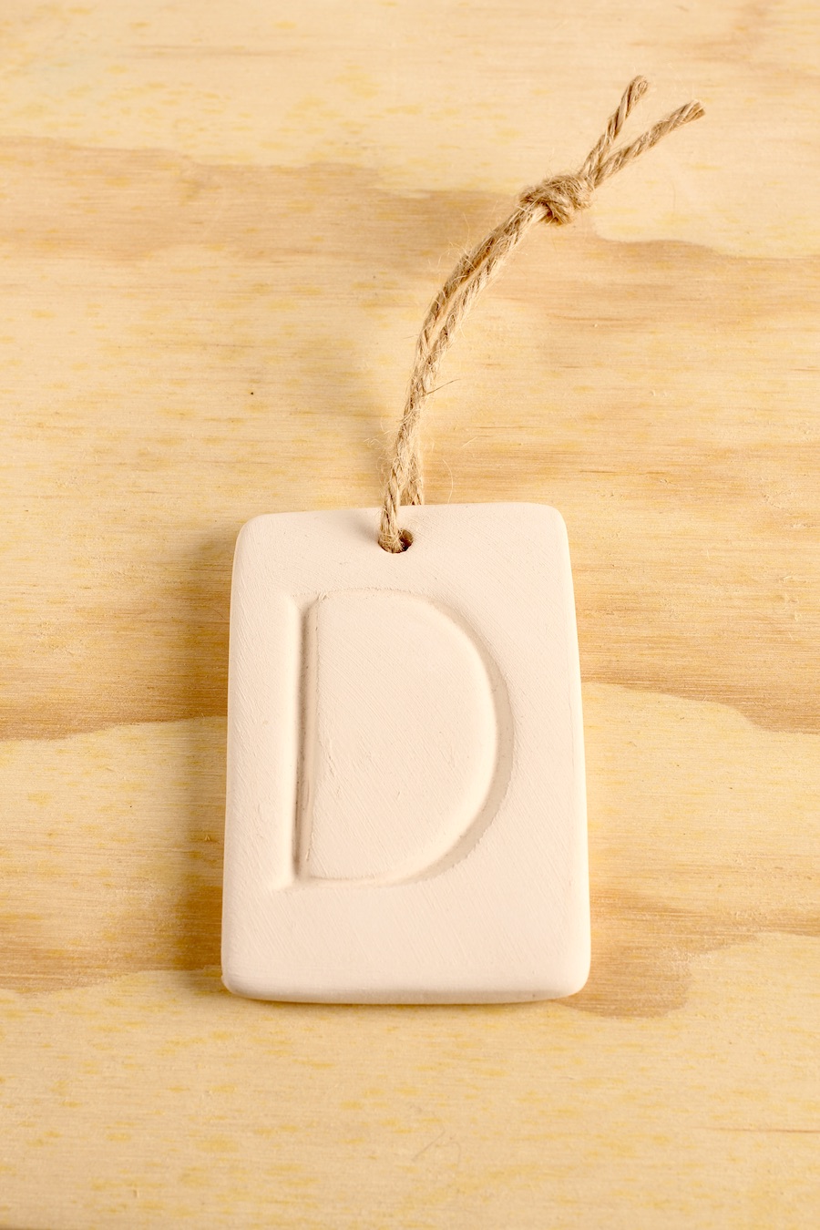 lettera in gesso profumata lorenzo dante ferro design Morris Marigo