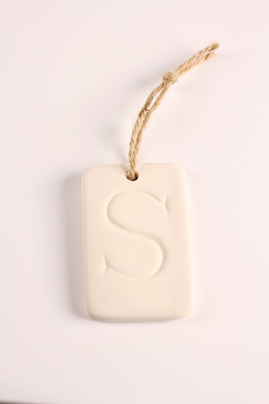 lettera in gesso profumata lorenzo dante ferro design Morris Marigo