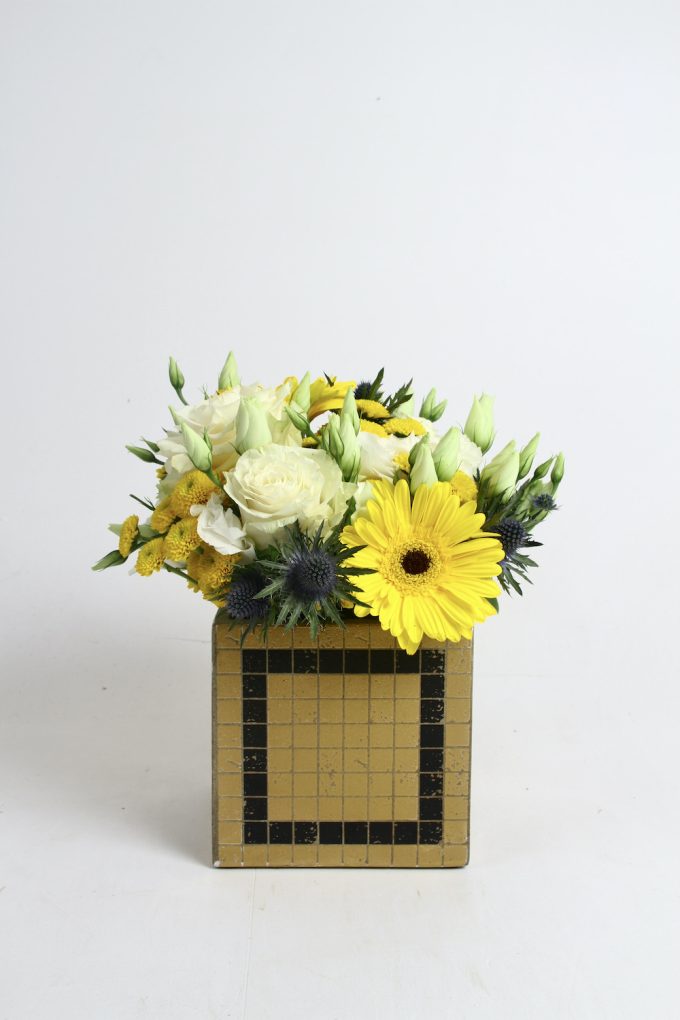 vaso serax mosaico oro composizione fiori regalo